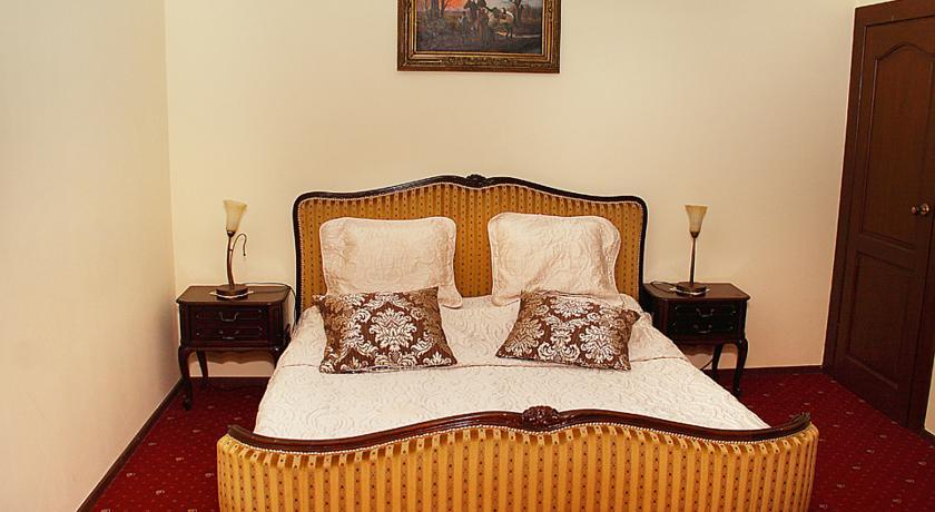 Hotel Przy Oslej Bramie Waldenburg Exterior foto